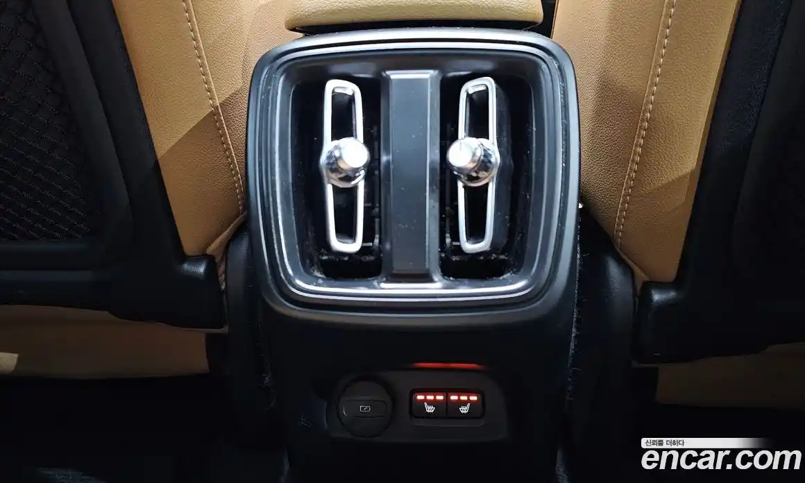 Volvo XC40 2019 2.0 гидро в Москве № 1618585, фото 31