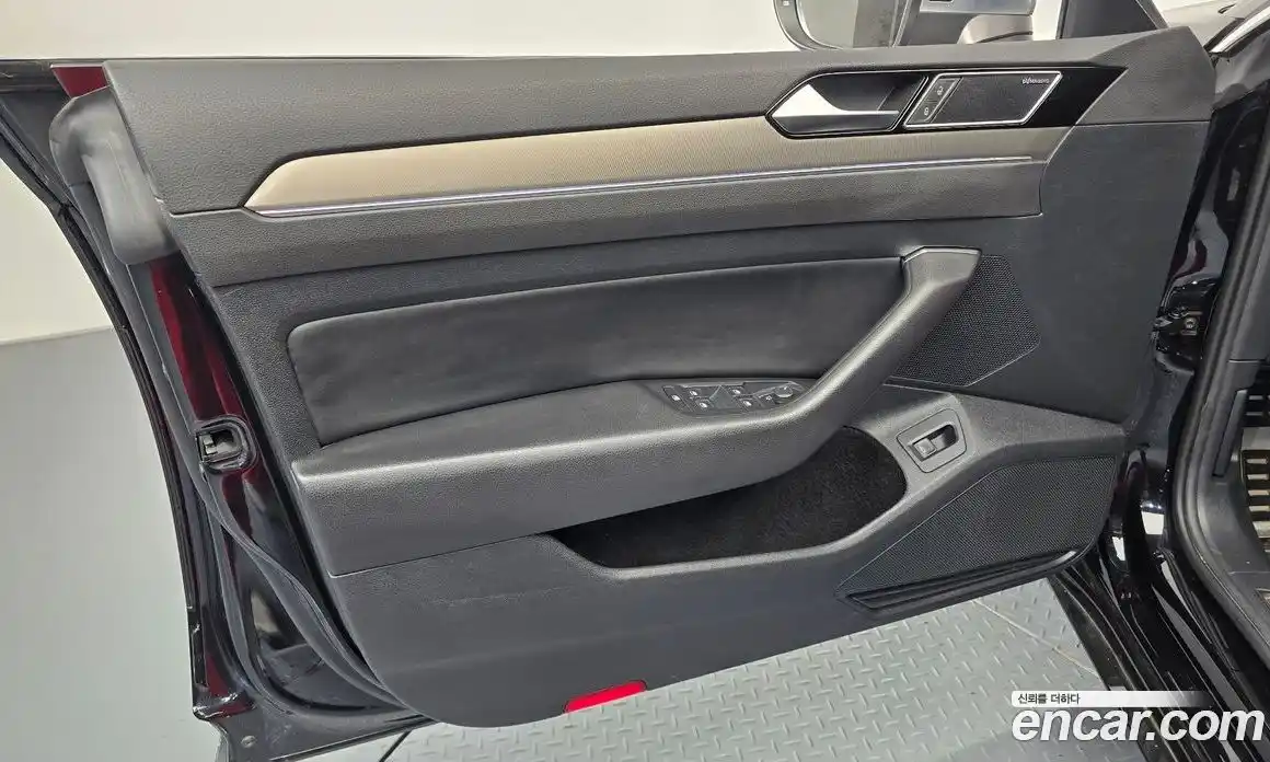Volkswagen Arteon 2019 2.0 гидро в Москве № 1623396, фото 14
