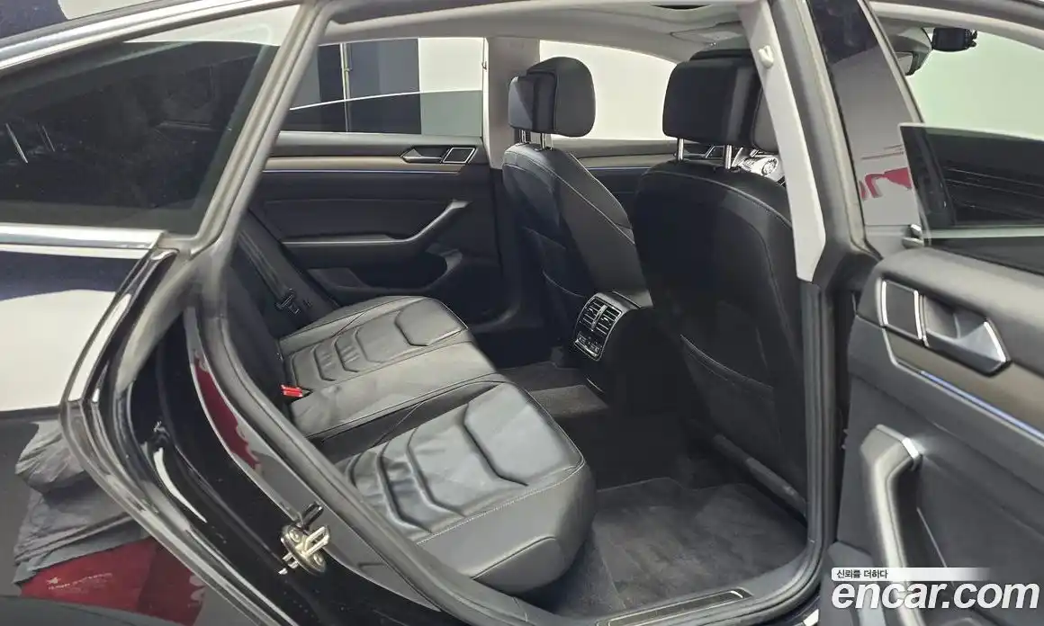 Volkswagen Arteon 2019 2.0 гидро в Москве № 1623396, фото 17
