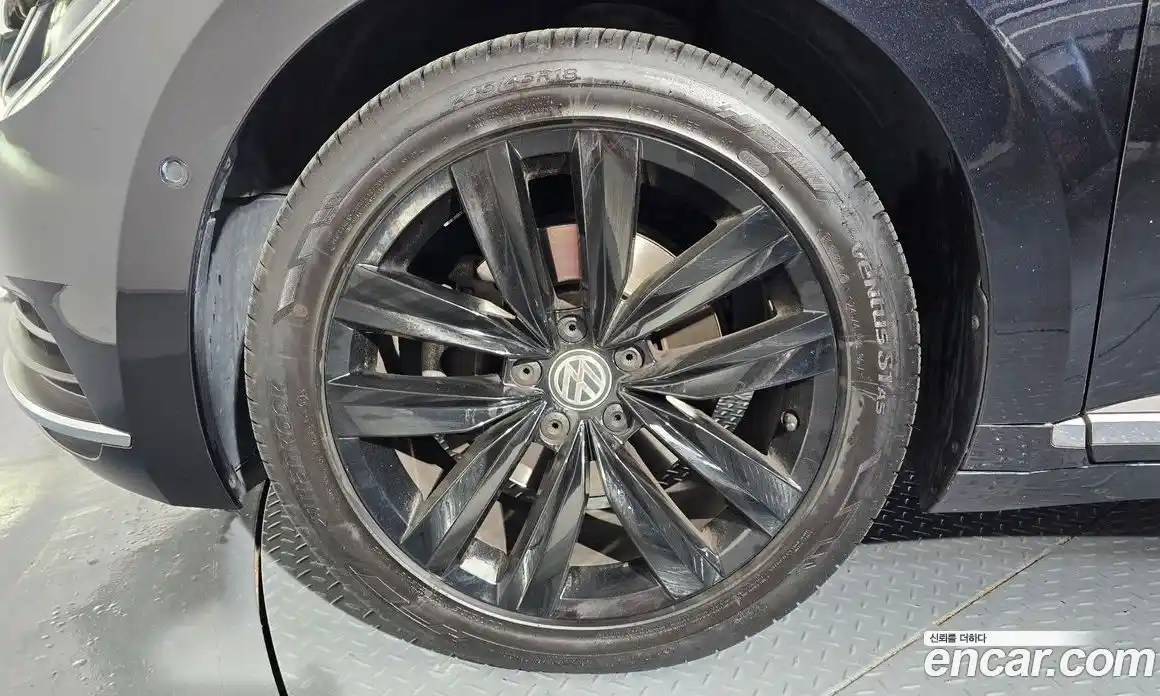 Volkswagen Arteon 2019 2.0 гидро в Москве № 1623396, фото 5