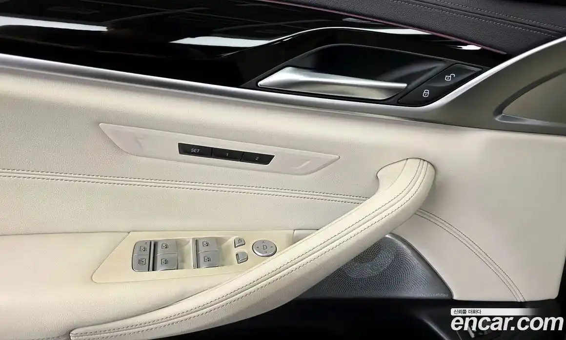 BMW 5-Series 2021 4.4 гидро в Москве № 1685447, фото 27