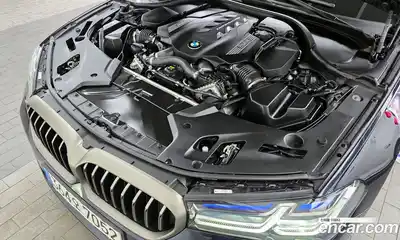 BMW 5-Series 2021 4.4 гидро в Москве № 1685447, миниатюра 6