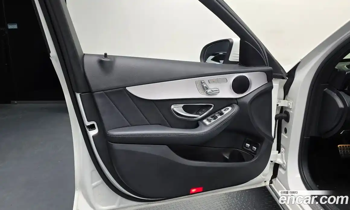 Mercedes-Benz C-Class 2018 2.0 гидро в Москве № 1690061, фото 13