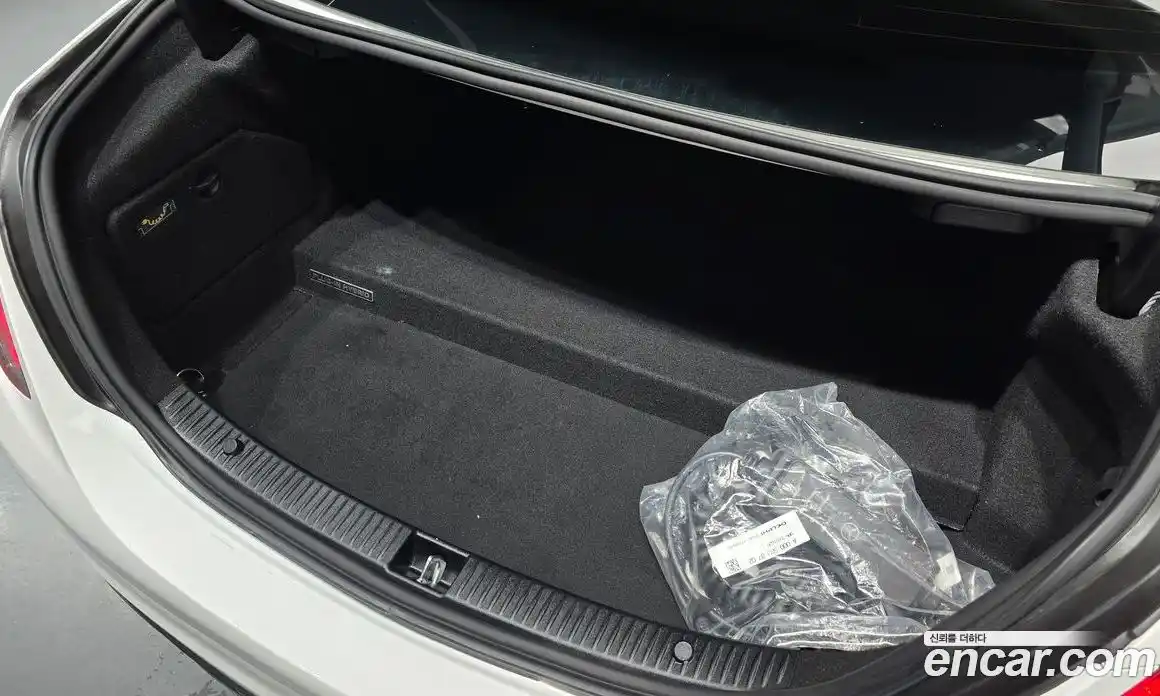 Mercedes-Benz C-Class 2018 2.0 гидро в Москве № 1690061, фото 26