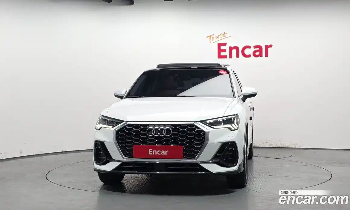 Audi Q3 2020 2.0 гидро в Москве № 1690923, фото 3