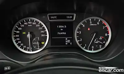 Infiniti Q30 2017 2.0 гидро в Москве № 1699121, миниатюра 11