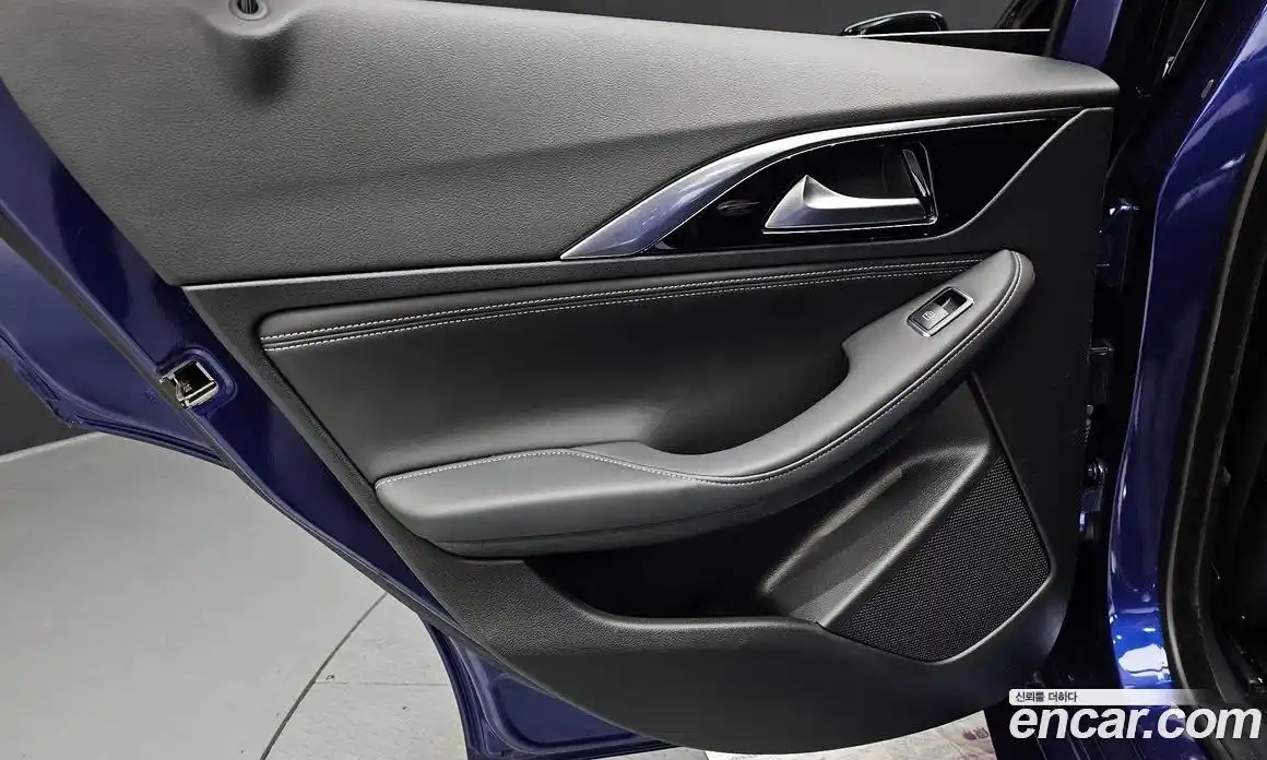 Infiniti Q30 2017 2.0 гидро в Москве № 1699121, фото 15