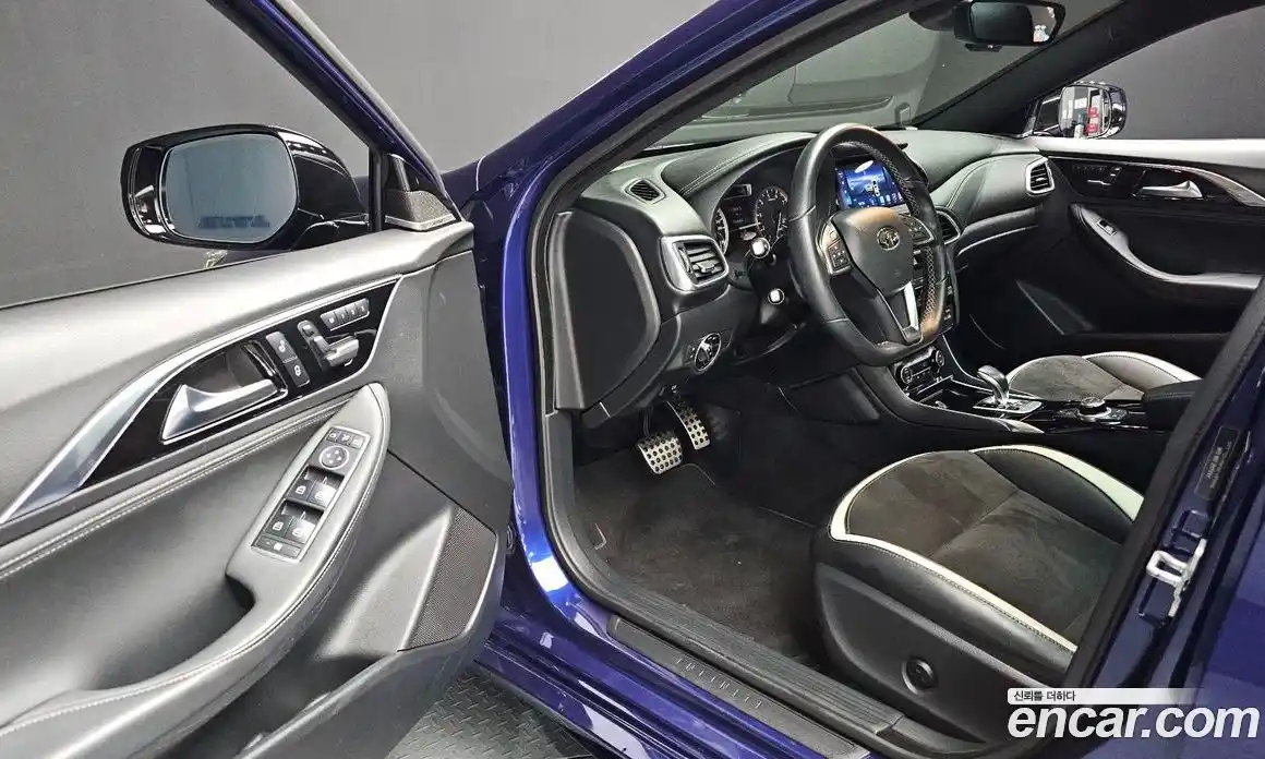 Infiniti Q30 2017 2.0 гидро в Москве № 1699121, фото 17