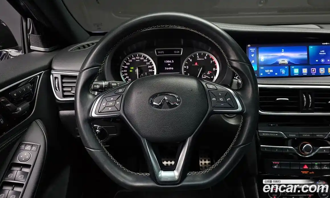 Infiniti Q30 2017 2.0 гидро в Москве № 1699121, фото 19