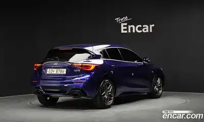 Infiniti Q30 2017 2.0 гидро в Москве № 1699121, миниатюра 2