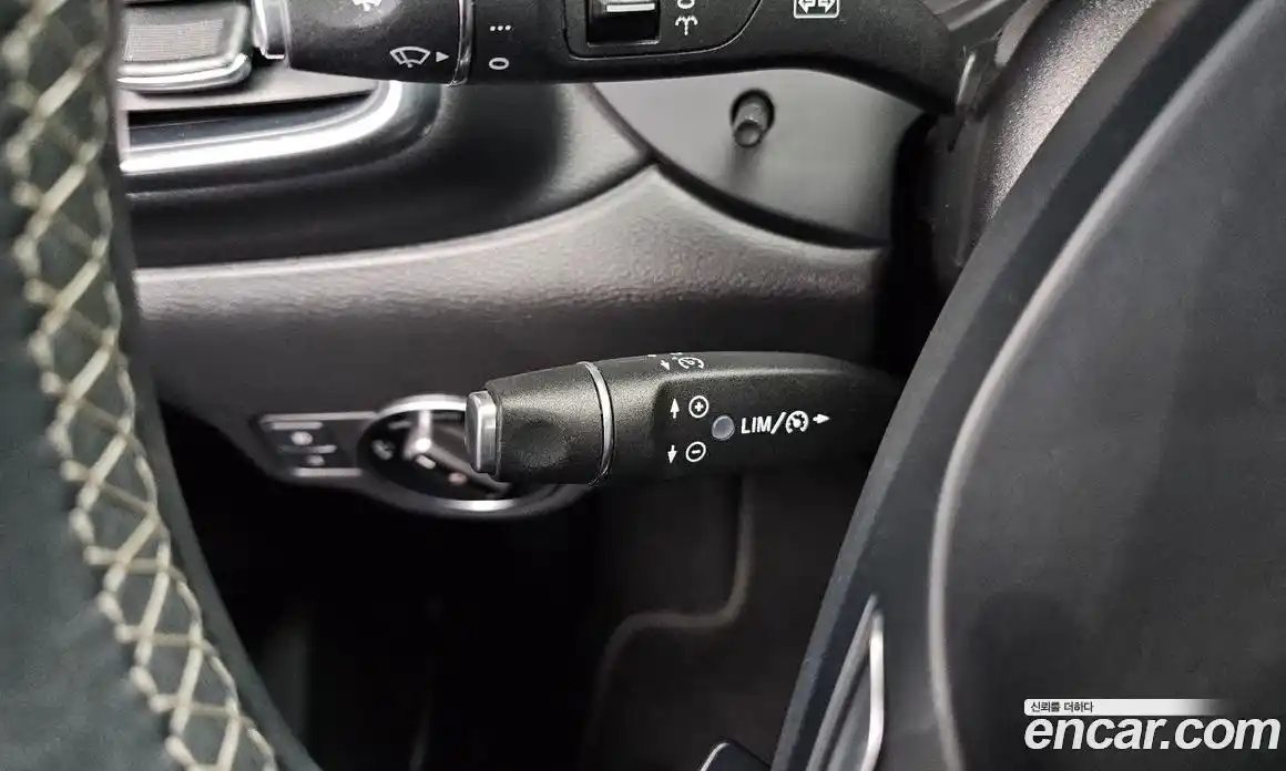 Infiniti Q30 2017 2.0 гидро в Москве № 1699121, фото 25