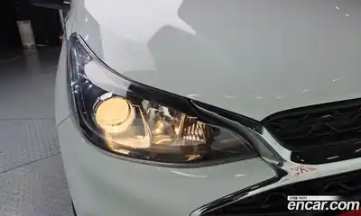 Chevrolet Spark 2018 1.0 гидро в Москве № 1760261, миниатюра 8