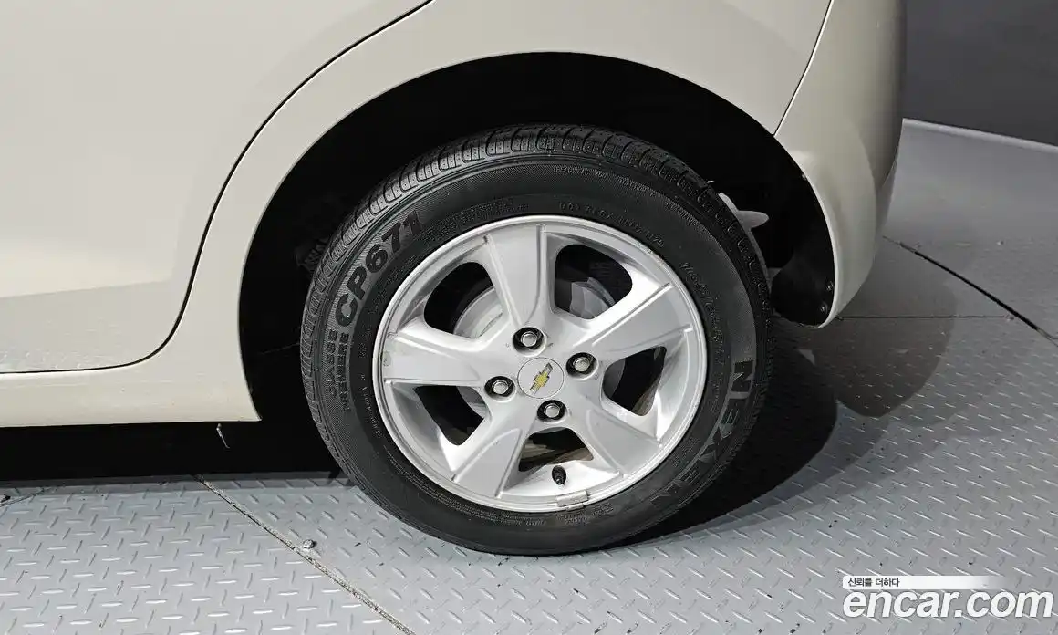 Chevrolet Spark 2015 1.0 гидро в Москве № 1760402, фото 7