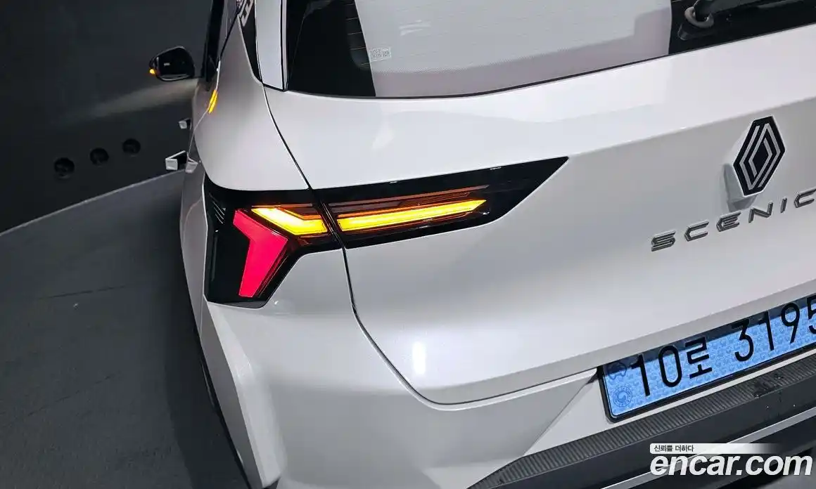 Renault Scenic 2026 0.3 гидро в Москве № 1760938, фото 9