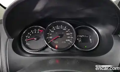 Renault SM3 2012 1.6 гидро в Москве № 1761551, миниатюра 11