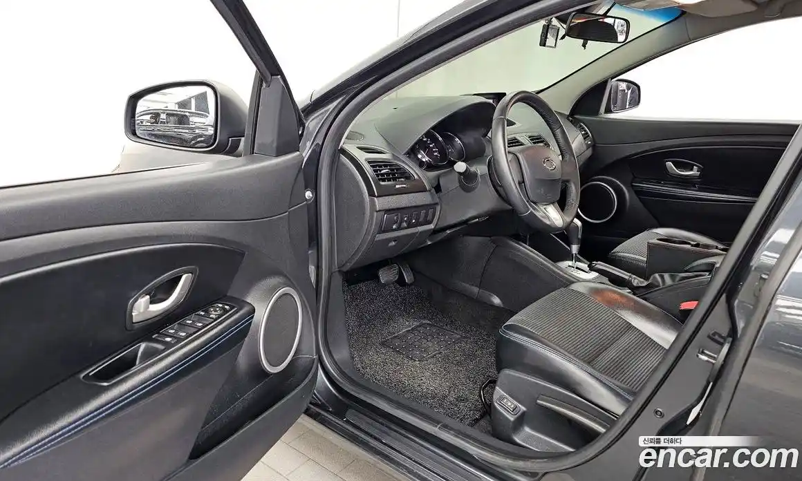 Renault SM3 2012 1.6 гидро в Москве № 1761551, фото 13