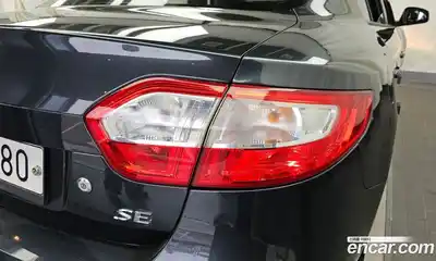 Renault SM3 2012 1.6 гидро в Москве № 1761551, миниатюра 9