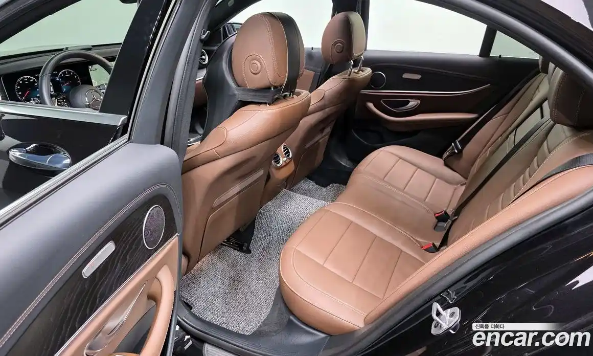 Mercedes-Benz E-Class 2023 2.0 гидро в Москве № 1762230, фото 16