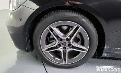 Mercedes-Benz E-Class 2023 2.0 гидро в Москве № 1762230, миниатюра 5