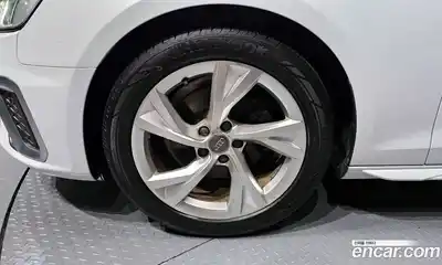 Audi A4 2021 2.0 гидро в Москве № 1763076, миниатюра 5