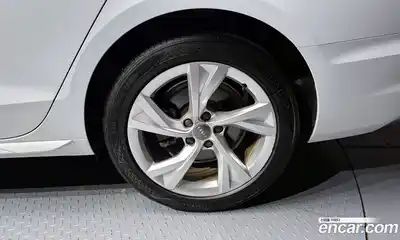 Audi A4 2021 2.0 гидро в Москве № 1763076, миниатюра 7