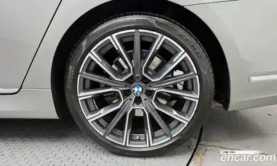 BMW 7-Series 2022 3.0 гидро в Москве № 1831486, миниатюра 7