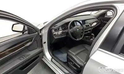 BMW 7-Series 2009 3.0 гидро в Москве № 1831783, миниатюра 10