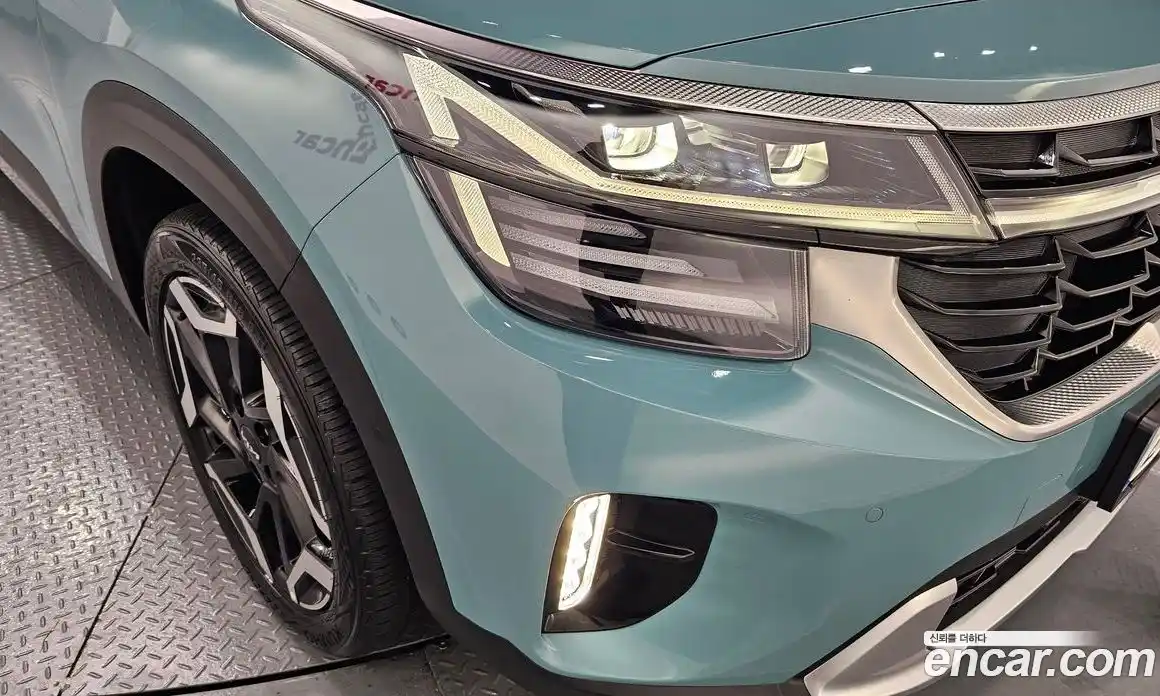 Kia Seltos 2022 2.0 гидро в Москве № 1832000, фото 8