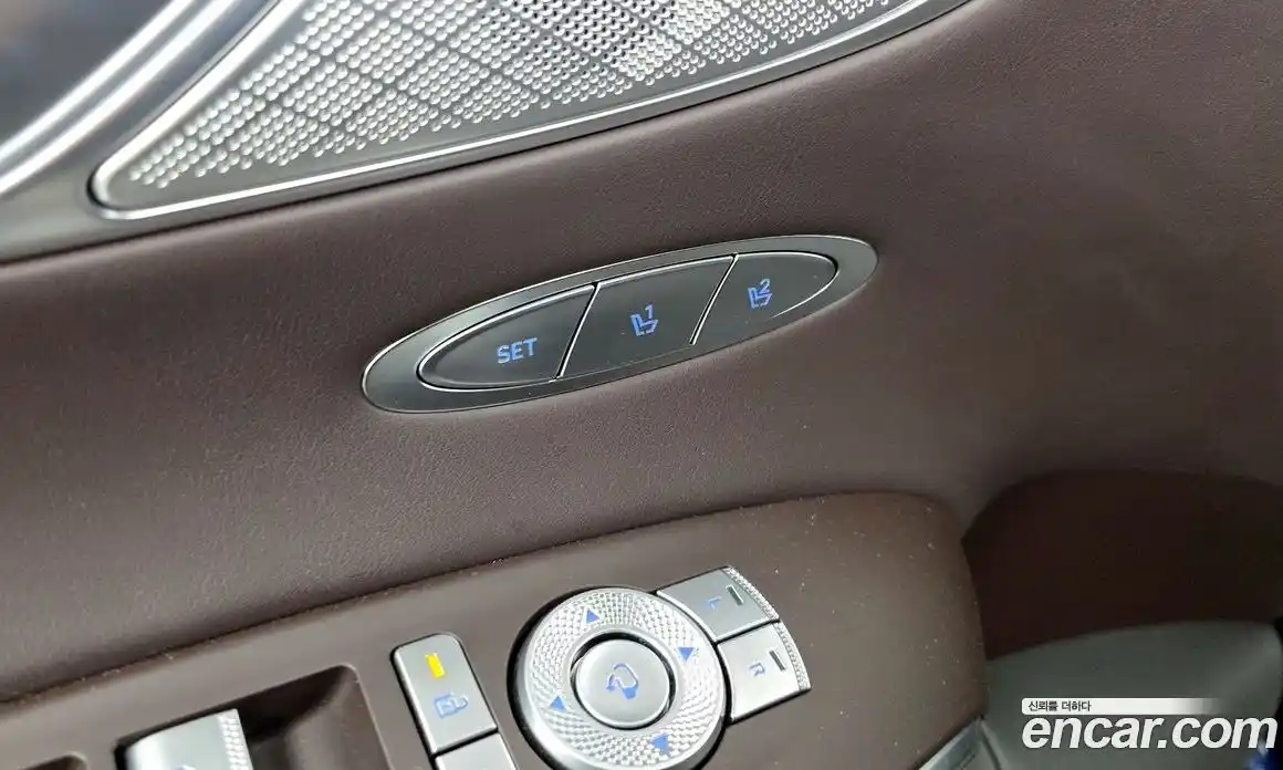 Genesis GV70 2024 2.5 гидро в Москве № 1832158, фото 29