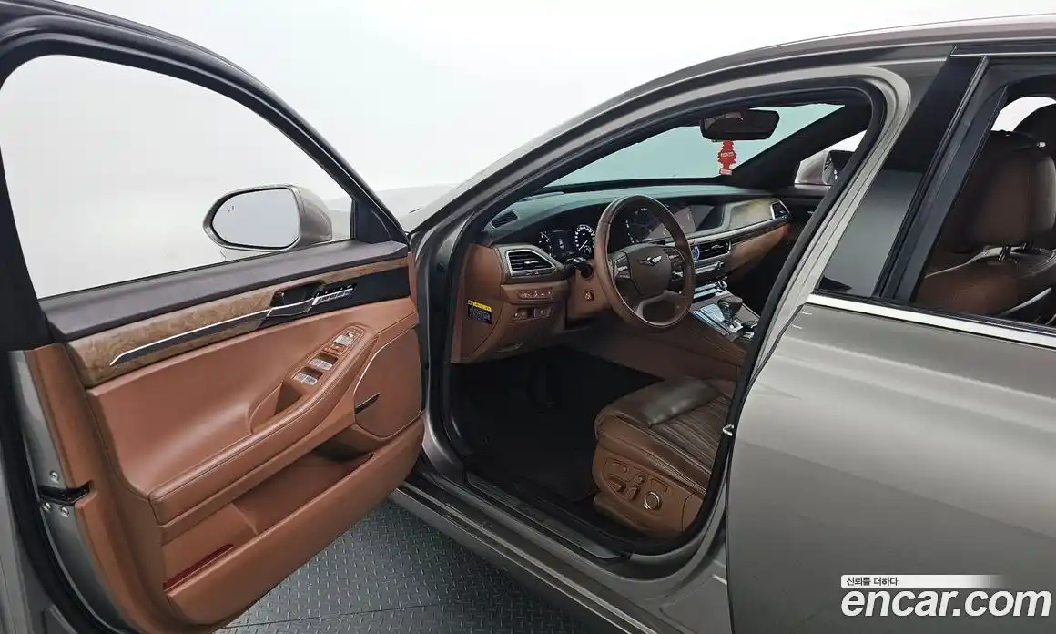 Genesis G90 2019 3.8 гидро в Москве № 1832524, фото 13