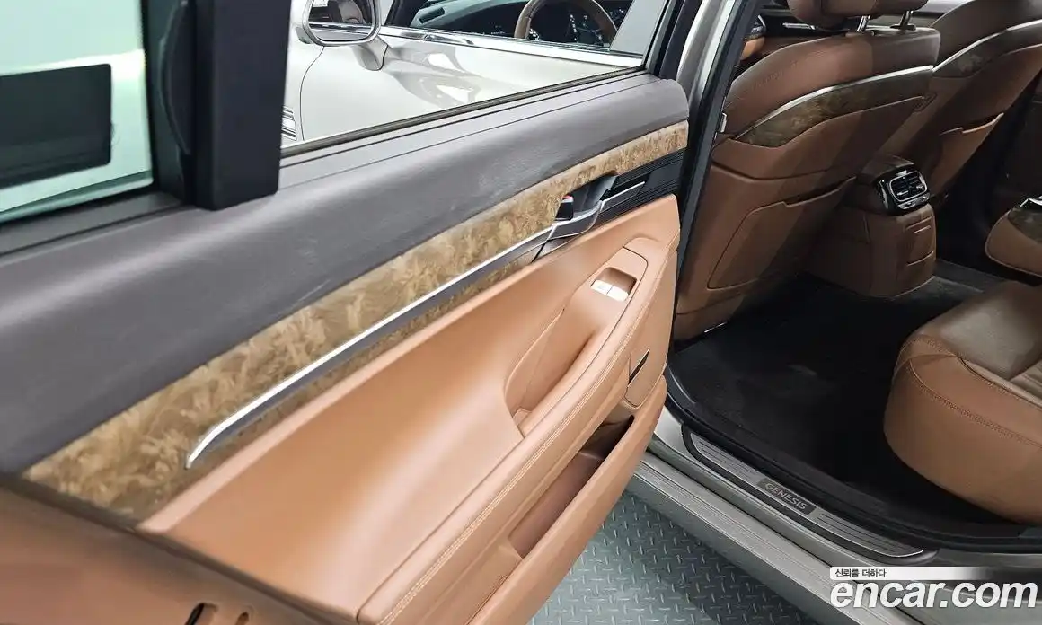 Genesis G90 2019 3.8 гидро в Москве № 1832524, фото 30