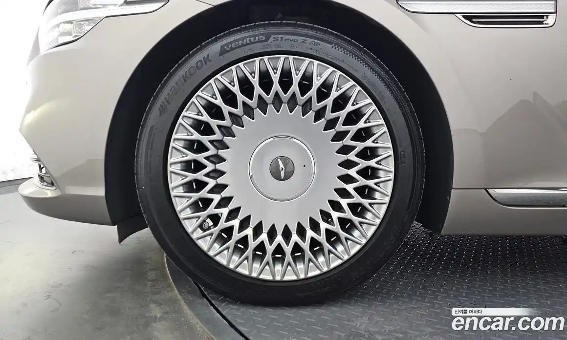 Genesis G90 2019 3.8 гидро в Москве № 1832524, фото 7