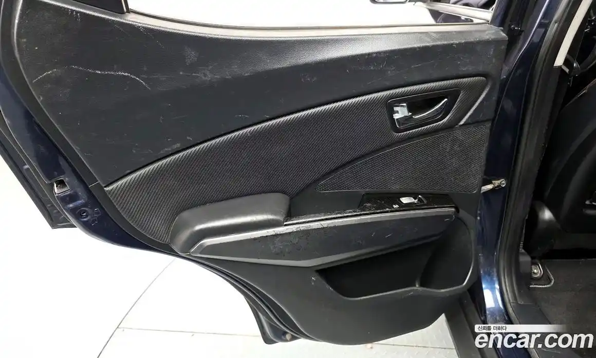 SsangYong TIBOLI 2016 1.6 гидро в Москве № 1833245, фото 15