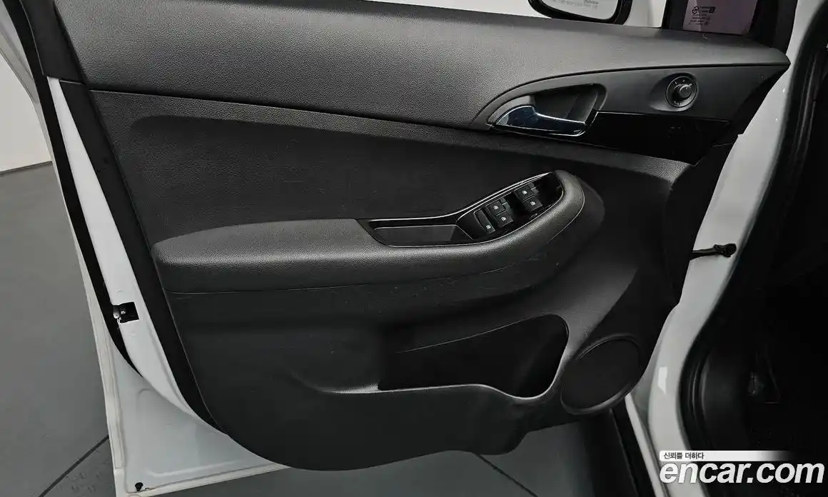Chevrolet Orlando 2016 2.0 гидро в Москве № 1834126, фото 13