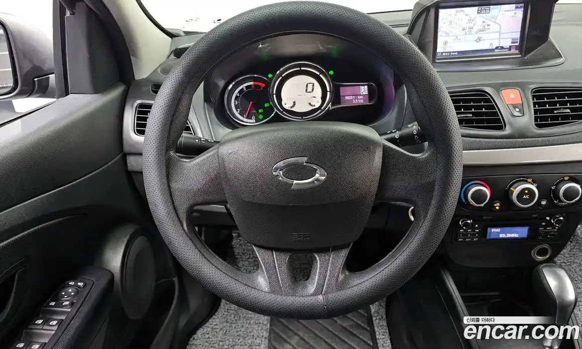 Renault SM3 2018 1.6 гидро в Москве № 1834500, фото 19