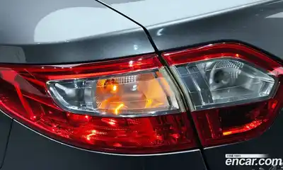 Renault SM3 2018 1.6 гидро в Москве № 1834500, миниатюра 9