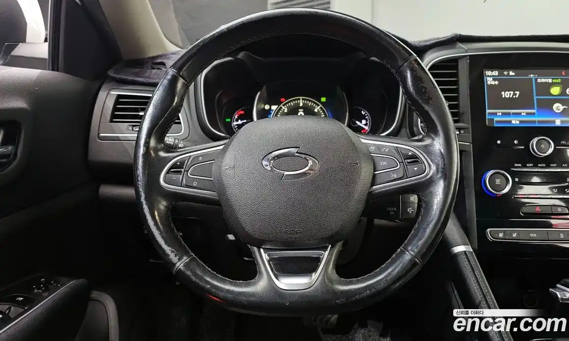 Renault QM6 2017 2.0 гидро в Москве № 1834903, фото 18
