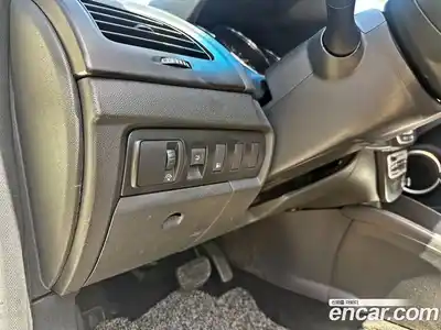 Renault SM3 2010 1.6 вариатор в Москве № 1835241, миниатюра 12