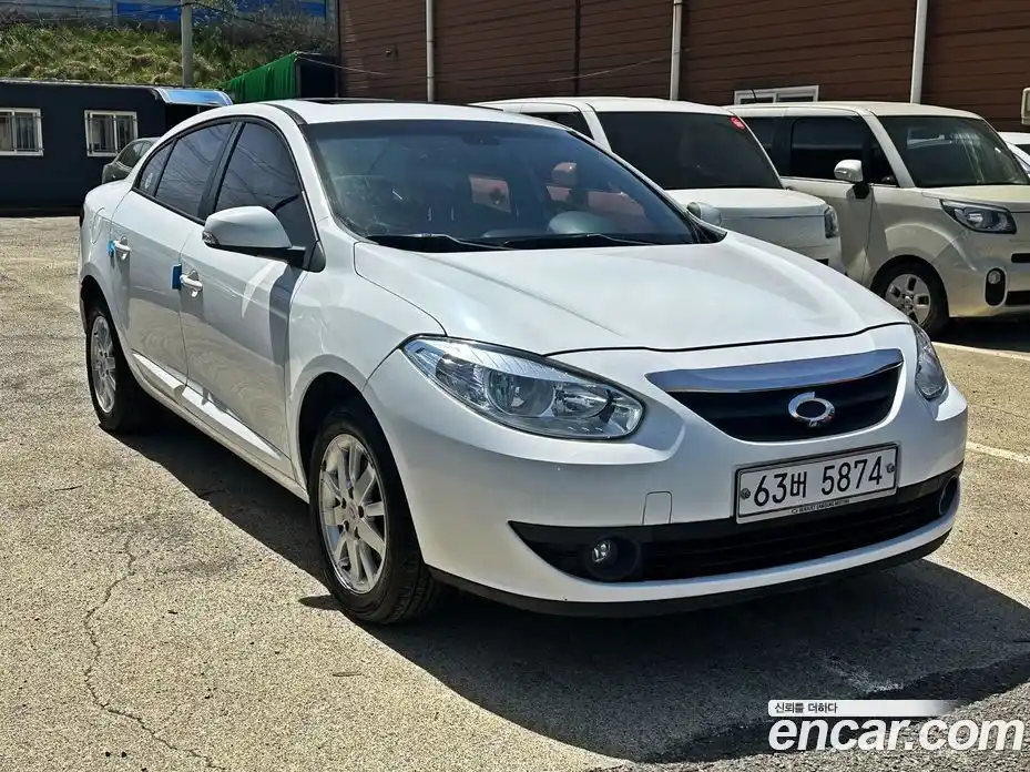 Renault SM3 2010 1.6 вариатор в Москве № 1835241, фото 3