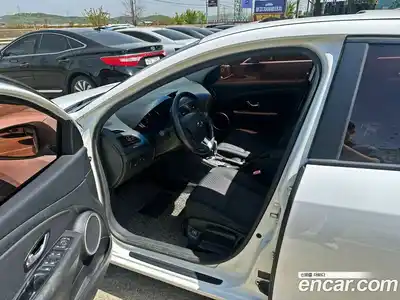 Renault SM3 2010 1.6 вариатор в Москве № 1835241, миниатюра 9