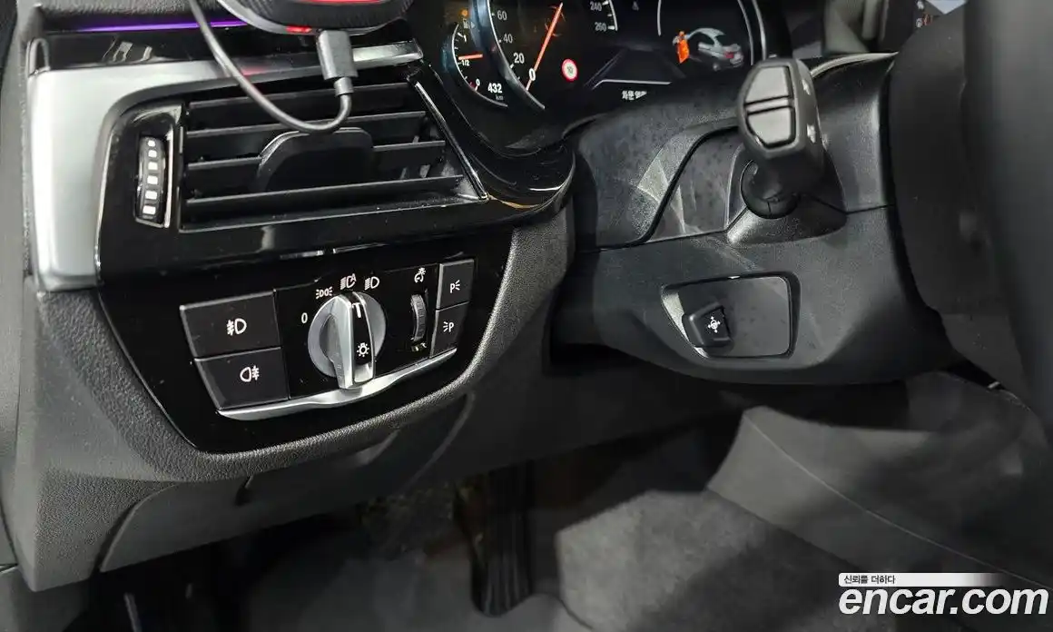 BMW 5-Series 2018 2.0 гидро в Москве № 1835679, фото 27