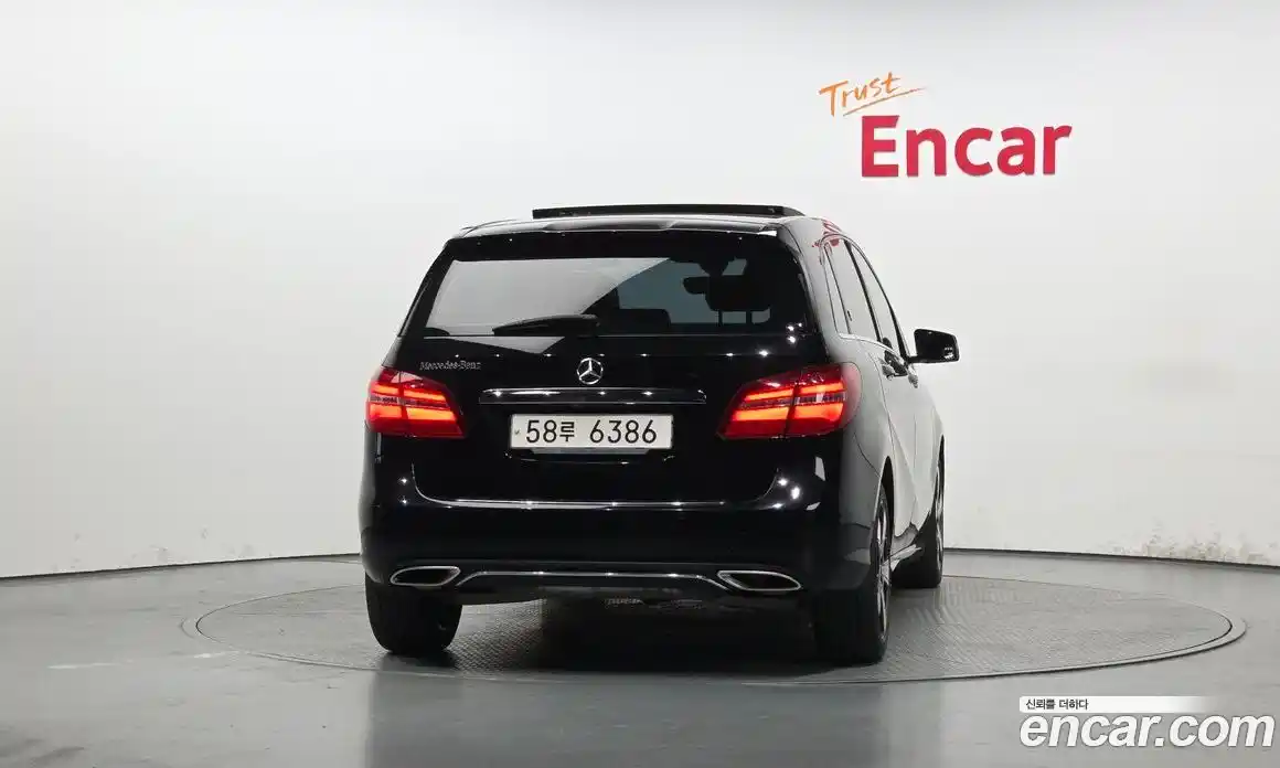 Mercedes-Benz B-Class 2017 2.0 гидро в Москве № 1835896, фото 4