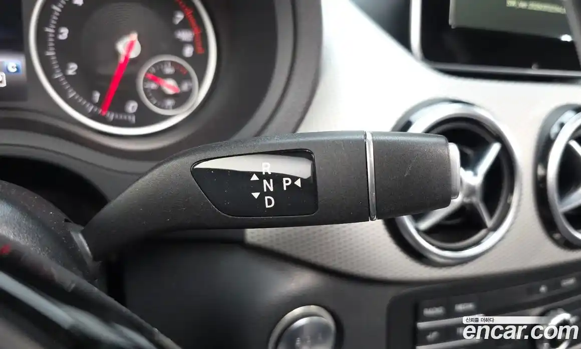 Mercedes-Benz B-Class 2017 2.0 гидро в Москве № 1835896, фото 9