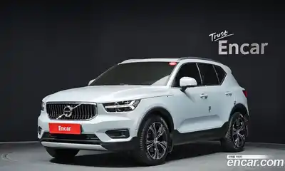 Volvo XC40, 2022