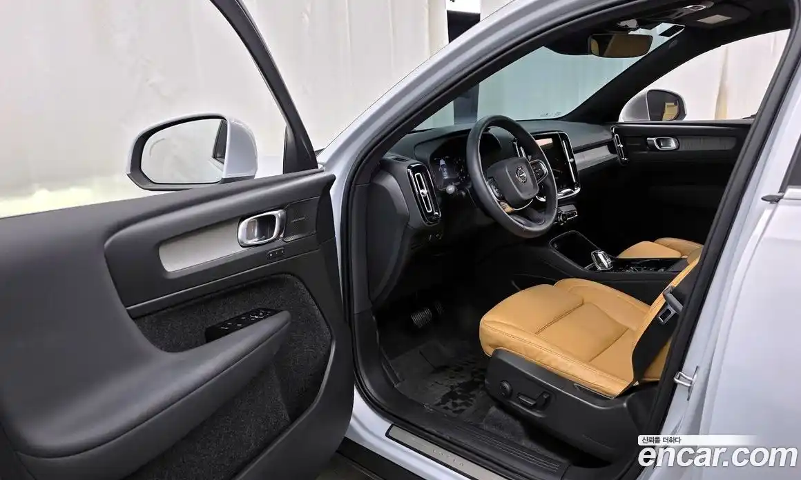 Volvo XC40 2022 2.0 гидро в Москве № 1836799, фото 13