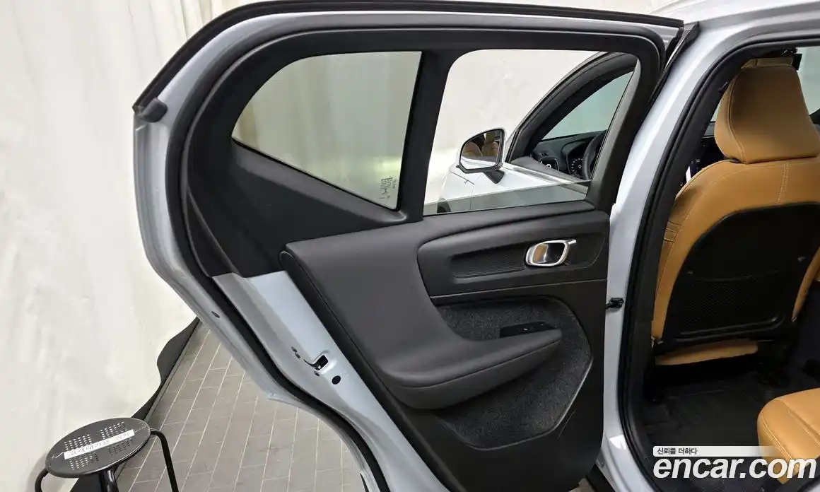 Volvo XC40 2022 2.0 гидро в Москве № 1836799, фото 15