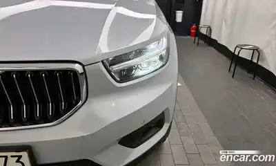 Volvo XC40 2022 2.0 гидро в Москве № 1836799, миниатюра 8
