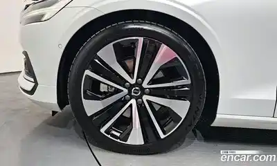 Volvo S60 2024 2.0 гидро в Москве № 1836808, миниатюра 5