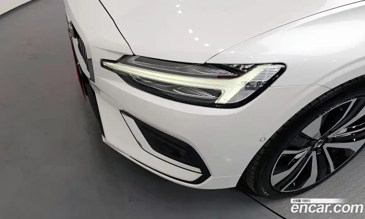 Volvo S60 2024 2.0 гидро в Москве № 1836808, фото 8