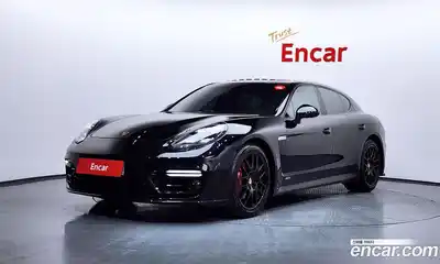 Porsche Panamera, 2010